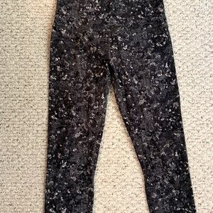 Lululemon Align High Rise Crop 21”